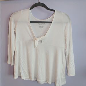 American Eagle v-neck tie shirt
